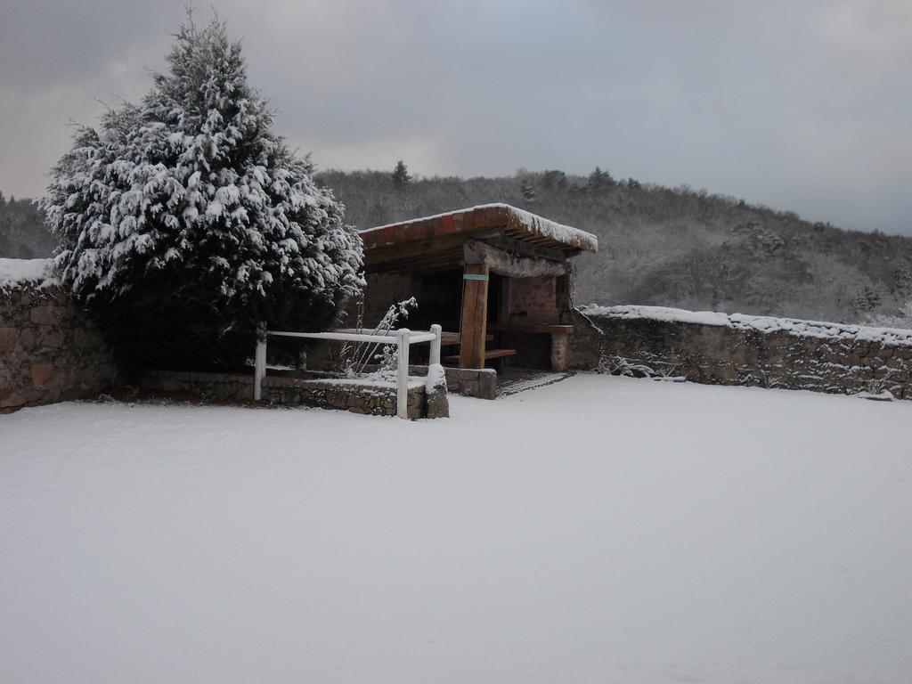 Bed and Breakfast Domaine De Clermont La Roche-en-Brenil Exteriér fotografie